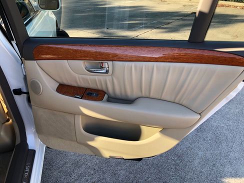 Used 2004 Lexus LS 430 image 21