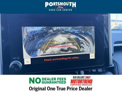 Used 2024 Toyota RAV4 XLE image 9