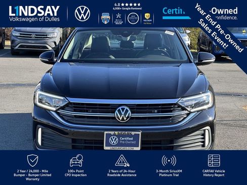 Used 2024 Volkswagen Jetta SEL image 3