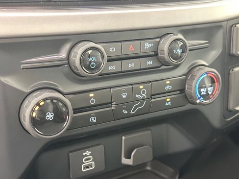 Used 2025 Ford F150 XL image 15