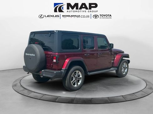 Used 2021 Jeep Wrangler Unlimited Sahara AWD/4WD image 5