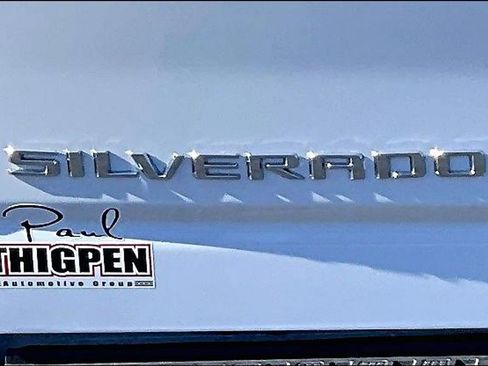 Used 2025 Chevrolet Silverado 2500 LT w/ Convenience Package image 25