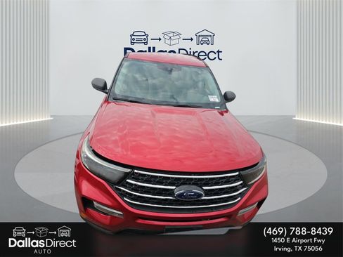 Used 2020 Ford Explorer XLT w/ Equipment Group 202A image 3