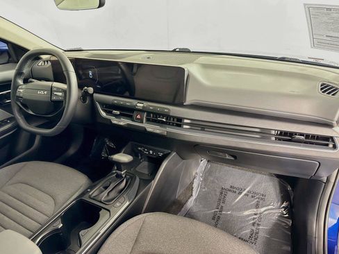 Used 2025 Kia K4 EX FWD image 43