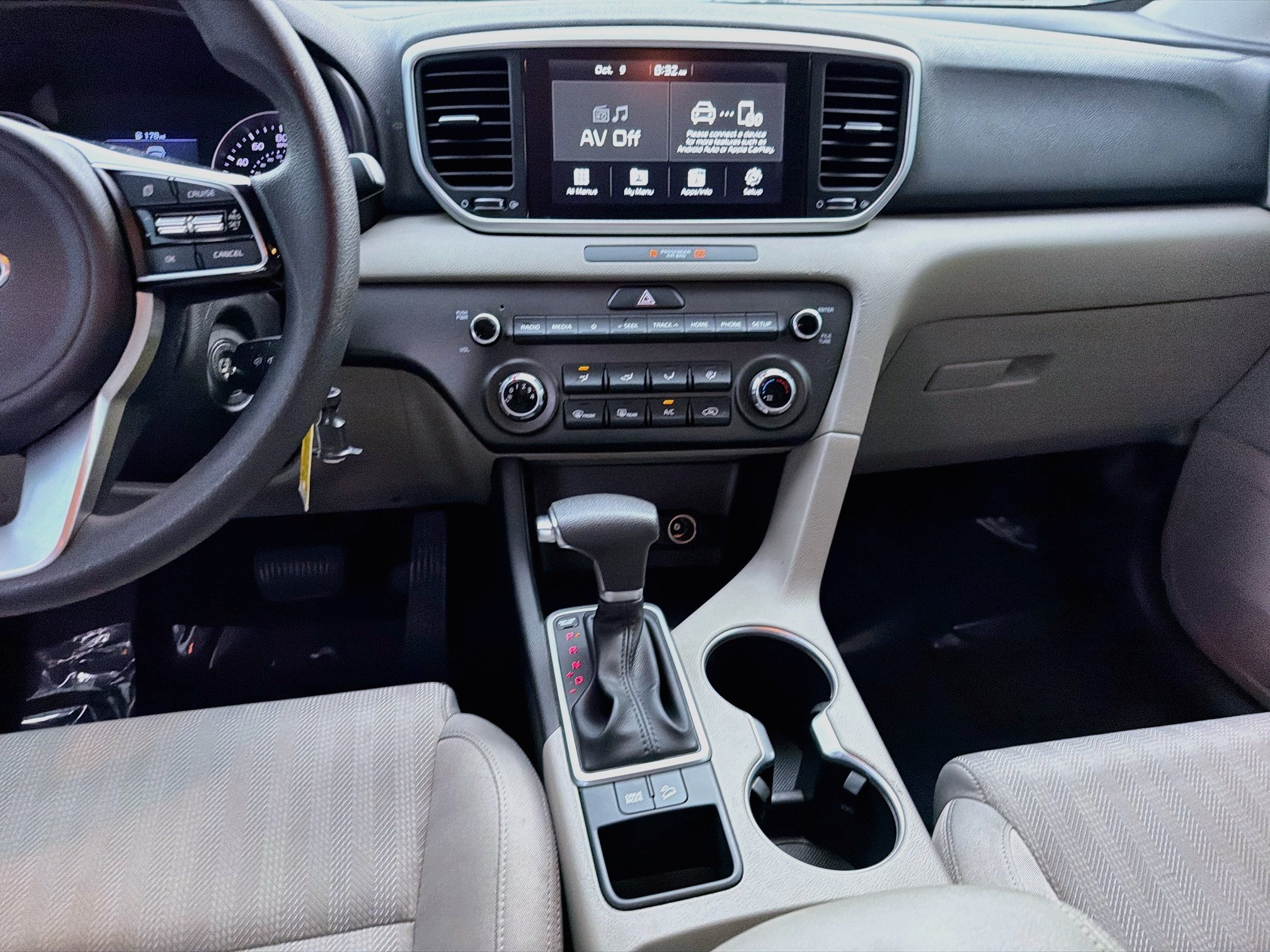 Used 2020 Kia Sportage LX FWD image 17