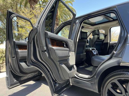 Used 2020 Land Rover Range Rover HSE AWD/4WD image 18