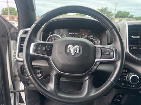 Used 2024 RAM 1500 Big Horn AWD/4WD image 3