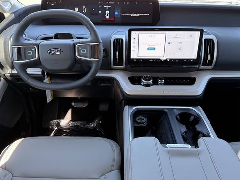 New 2025 Ford Expedition Max Active image 33