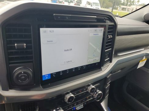 New 2025 Ford F150 Lariat w/ Equipment Group 501A Mid image 15