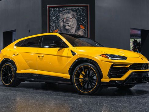 Used 2021 Lamborghini Urus AWD/4WD image 6