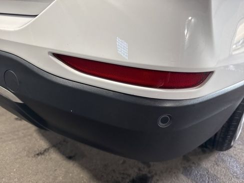 Used 2024 Chevrolet Equinox LT image 19