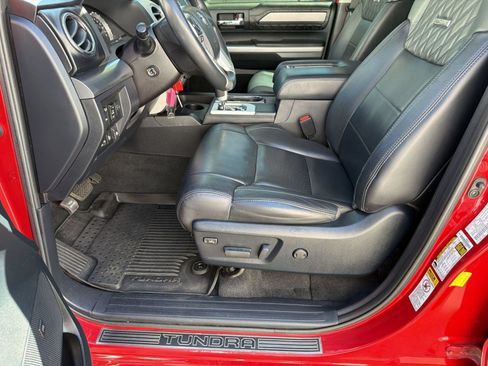Used 2017 Toyota Tundra Platinum AWD/4WD image 4