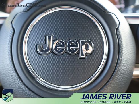 Used 2023 Jeep Wrangler Unlimited Rubicon 4xe w/ Cold Weather Group AWD/4WD image 26