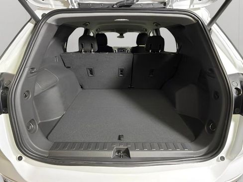 Used 2020 Chevrolet Equinox LT FWD image 43