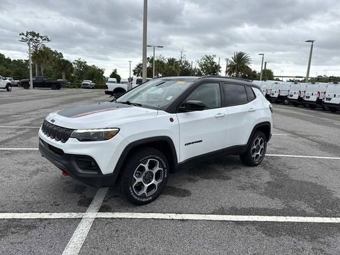 Used 2022 Jeep Compass Trailhawk w/ Trailhawk Elite Group image 7