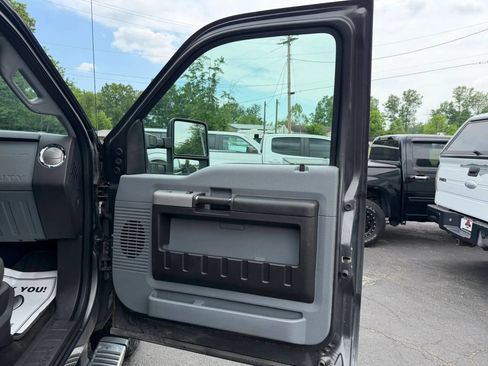 Used 2015 Ford F350 XLT w/ XTR Plus Package AWD/4WD image 23