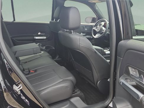 Used 2024 Mercedes-Benz GLB 250 image 15
