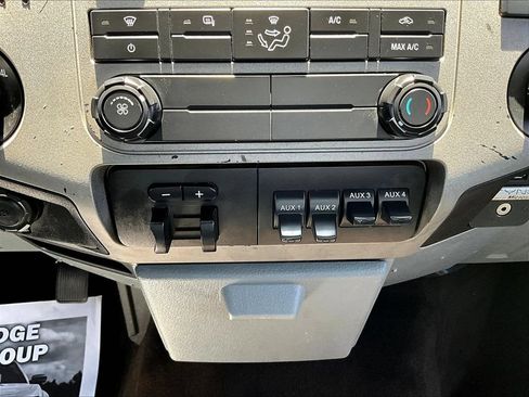 Used 2014 Ford F250 XLT AWD/4WD image 17