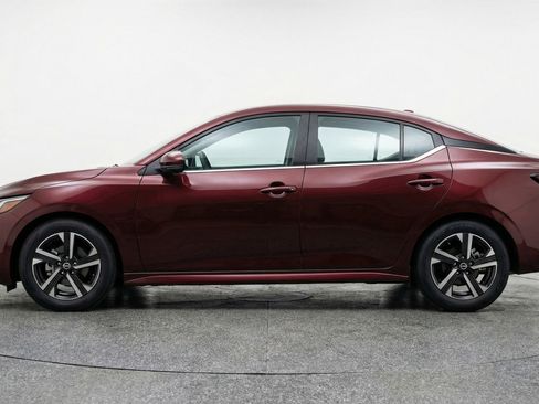 Used 2025 Nissan Sentra SV FWD image 5