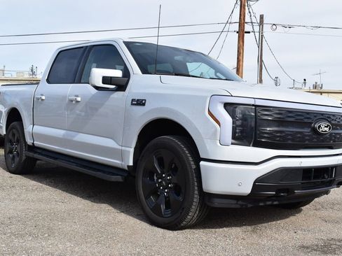 Used 2025 Ford F150 Lightning Platinum w/ Dark Elements Package image 3