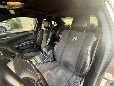 Used 2020 Dodge Charger Scat Pack RWD image 29