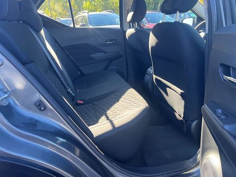 Used 2022 Nissan Kicks SV image 36