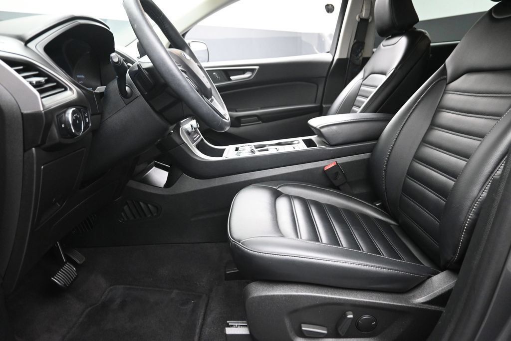 Used 2024 Ford Edge SEL w/ Convenience Package AWD/4WD image 17