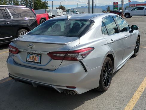 Used 2024 Toyota Camry XSE FWD image 4