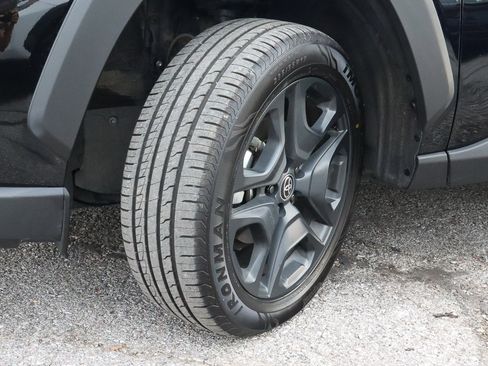 Used 2024 Toyota RAV4 Adventure image 17