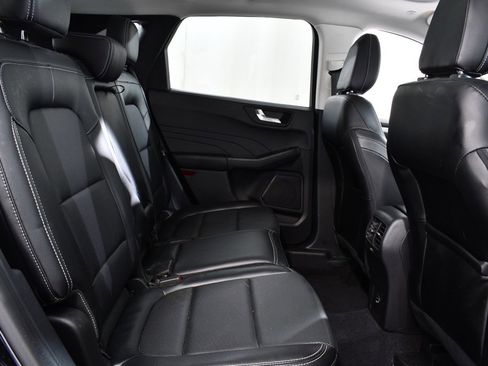 Used 2022 Ford Escape SEL image 19