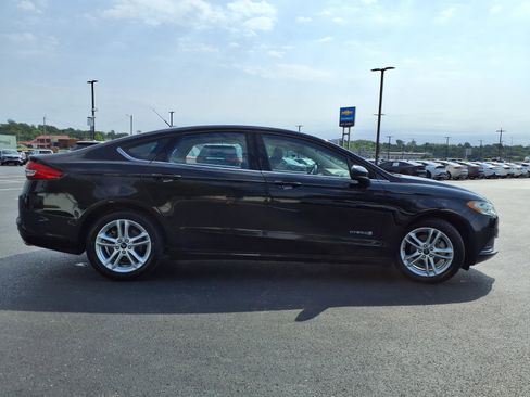 Used 2018 Ford Fusion S FWD image 29