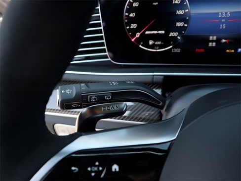 New 2025 Mercedes-Benz GLS 63 AMG 4MATIC image 43