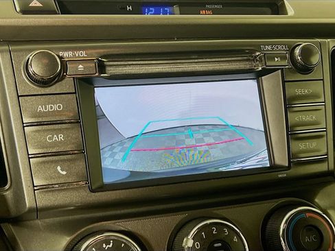 Used 2015 Toyota RAV4 LE AWD/4WD image 12