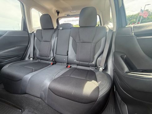Used 2023 Subaru Forester Premium AWD/4WD image 12