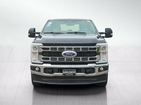 Used 2023 Ford F250 XLT AWD/4WD image 8