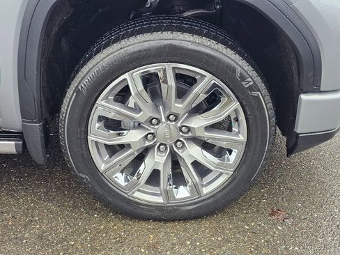 New 2026 GMC Sierra 1500 Denali image 9