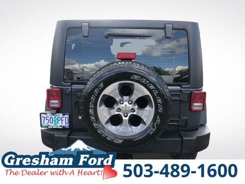 Used 2017 Jeep Wrangler Unlimited Sport w/ Max Tow Package AWD/4WD image 9