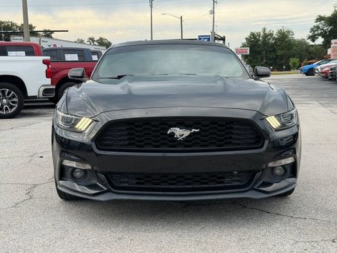 Used 2017 Ford Mustang Premium RWD image 3