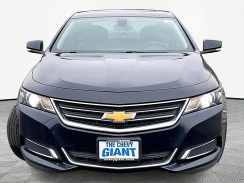 Used 2016 Chevrolet Impala LT w/ Convenience Package image 2