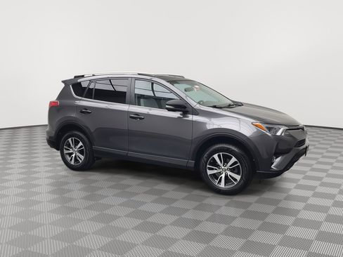 Used 2016 Toyota RAV4 XLE FWD image 36