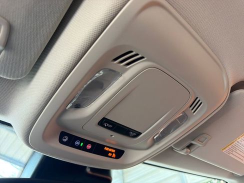 Used 2023 Buick Envision Preferred w/ Sport Touring Package image 27