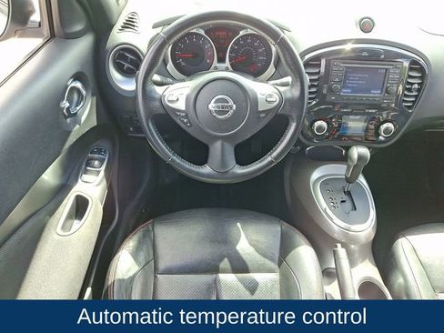 Used 2011 Nissan Juke SL AWD/4WD image 3