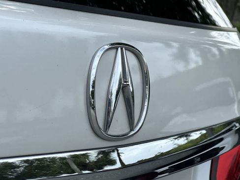 Used 2020 Acura MDX SH-AWD w/ Technology Package image 10