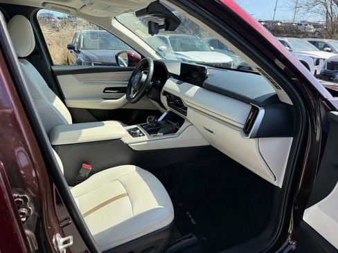 Used 2024 MAZDA CX-90 3.3 Turbo S w/ Premium Package image 25