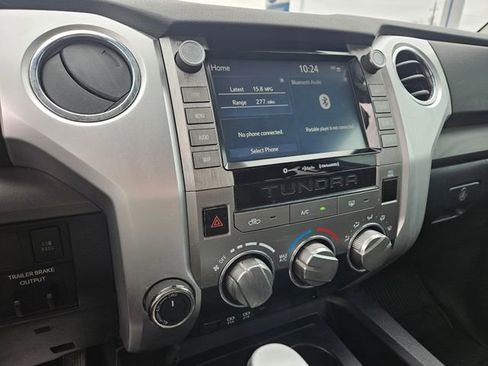 Used 2020 Toyota Tundra SR5 w/ SR5 Upgrade Package image 15