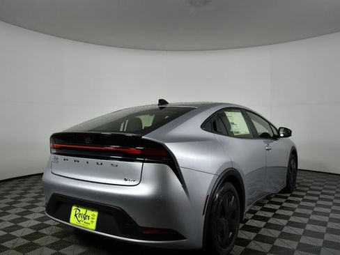 New 2026 Toyota Prius LE image 11