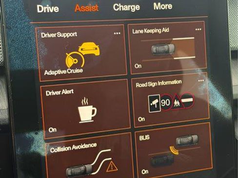 Used 2021 Polestar Polestar 2 image 21