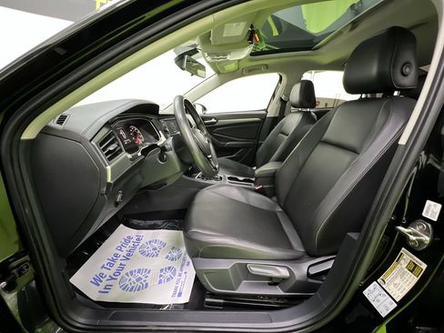 Used 2020 Volkswagen Jetta R-Line FWD image 16