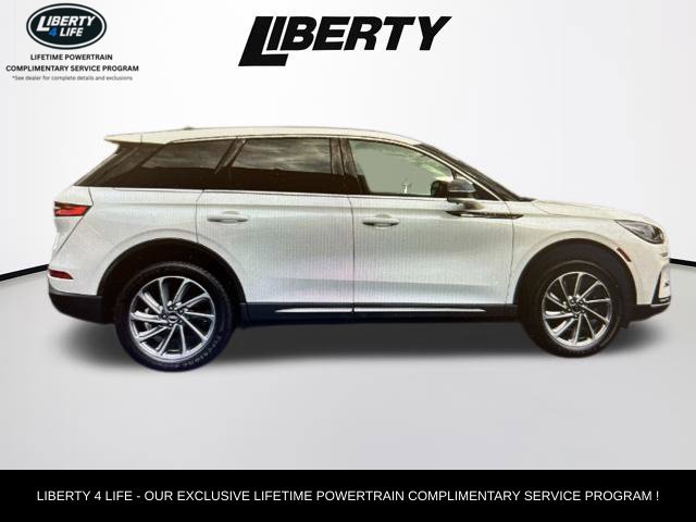 Used 2023 Lincoln Corsair AWD w/ Equipment Group 101A image 11