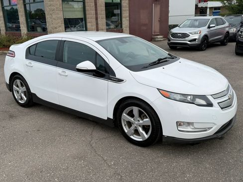 Used 2013 Chevrolet Volt Premium w/ Premium Trim Package FWD image 7